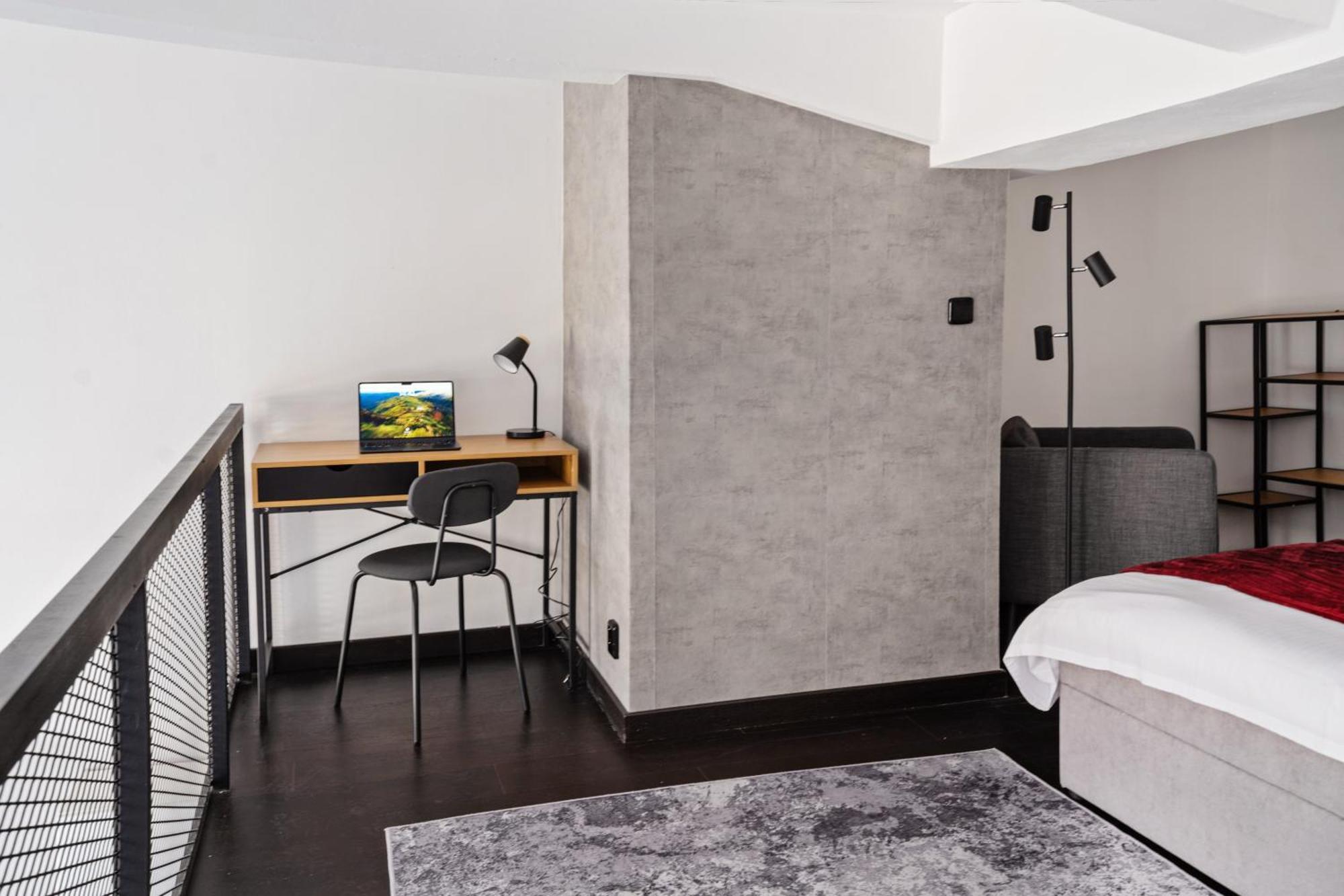 Lejlighed Loft Spacious In