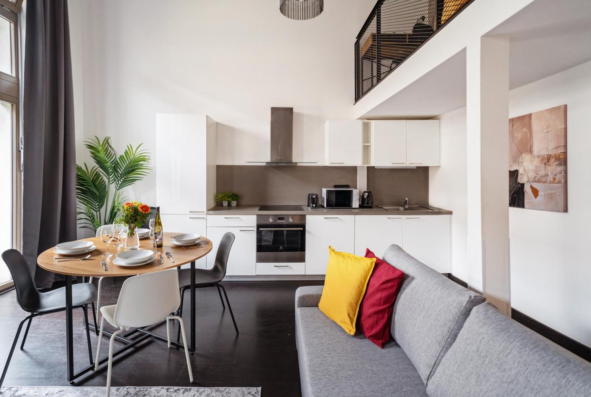 Loft Spacious In Apartment *
